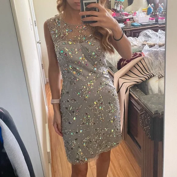 Mishél Couture Gray Dress with Embellishments Size 4 - Picture 2 of 4